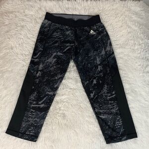 Adidas Techfit Black & Grey Medium Compression Cropped Leggings